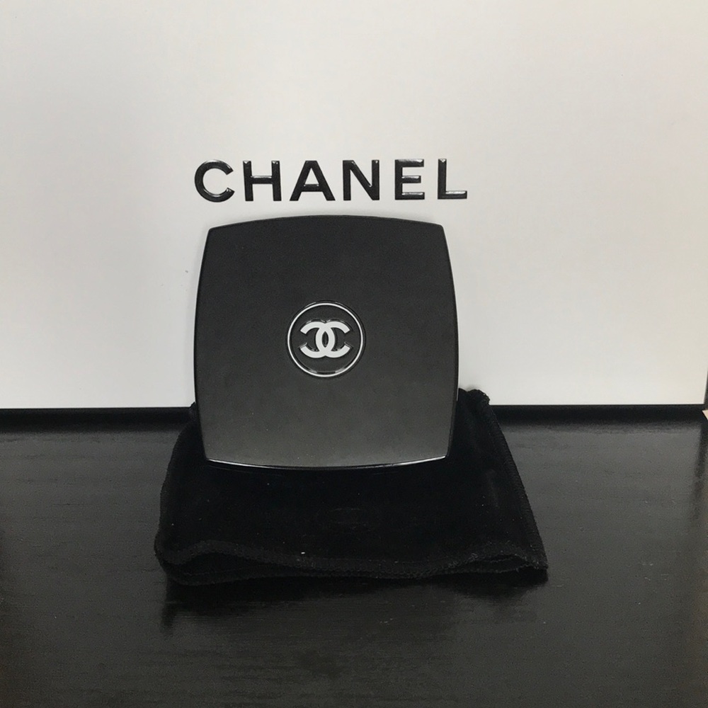 CHANEL Les 4 Ombres Eyeshadow